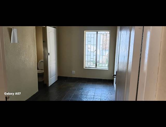 1 BEDROOM PROPERTY TO RENT IN IRENE PARK